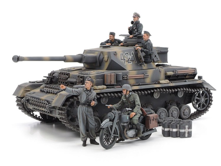 Tamiya 1:35 German Tank Pz. Kpfw. IV Ausf. D Erly Production & Motocycle Set Estern Front