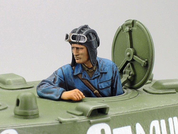 Tamiya 1/35  KV-1 Model 1941 Early Production