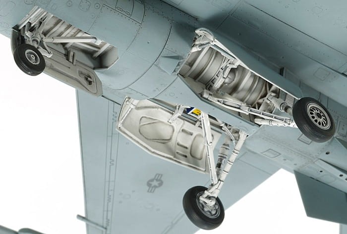 Tamiya 1/72 F-16 CJ Fighting Falcon Block 50